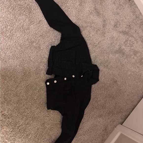 Bebe pencil skirt and Fashion Nova polka dot blouse and denim cropped jacket. - Picture 2 of 3